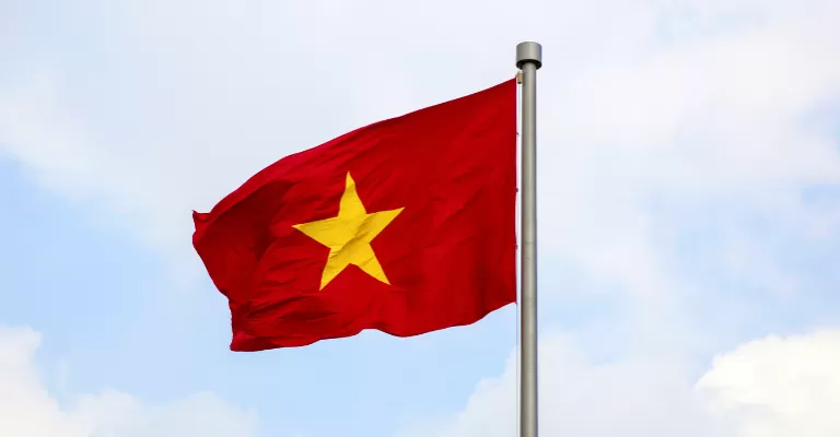 BH Liberty - Quốc Kỳ Việt Nam